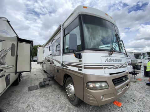 2005 Winnebago Adventurer 37B
