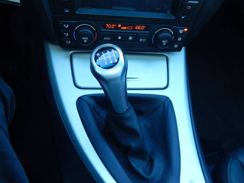 2006 BMW 3 Series 325xi