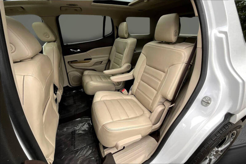 2017 GMC Acadia Denali