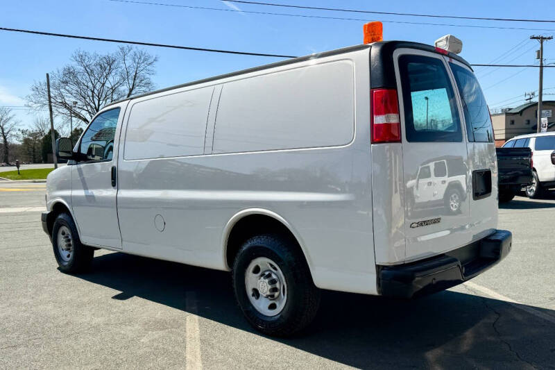 2019 Chevrolet Express 2500