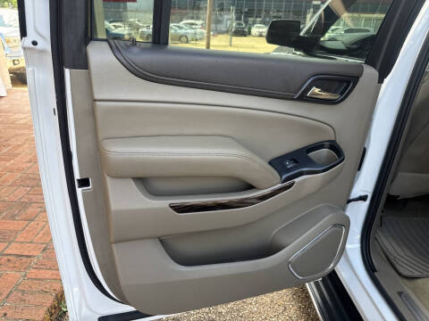2017 GMC Yukon XL SLT