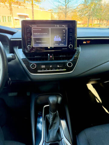 2022 Toyota Corolla LE