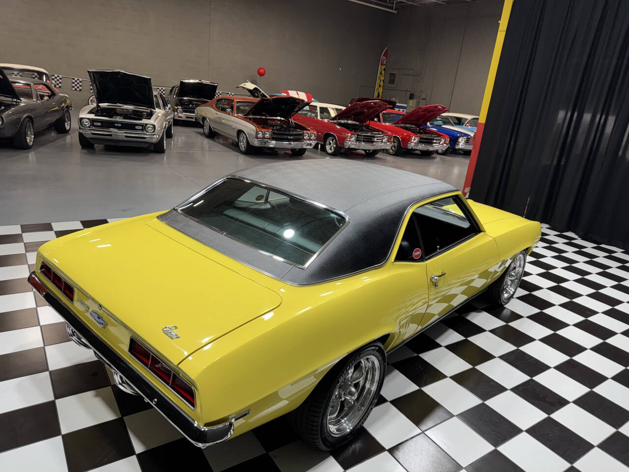 1969 Chevrolet Camaro 27