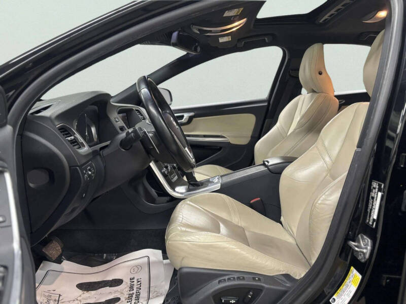 2015 Volvo S60 T5 Drive-E Premier Plus