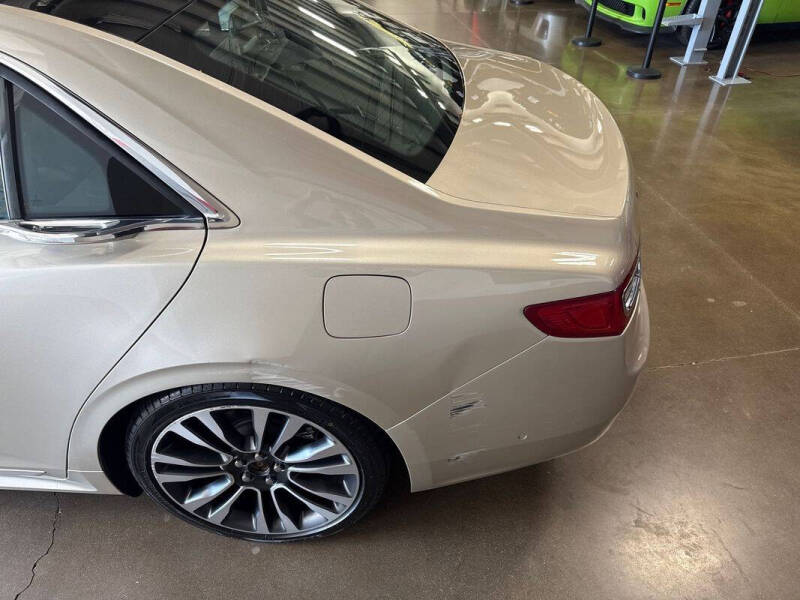 2017 Lincoln Continental Reserve