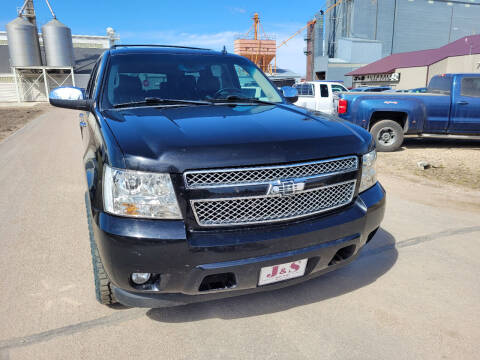 2011 Chevrolet Suburban for sale at J & S Auto Sales in Thompson ND