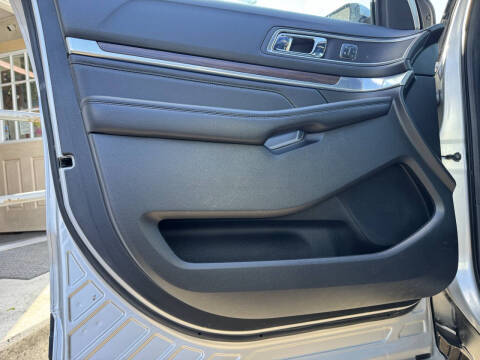 2017 Ford Explorer Limited