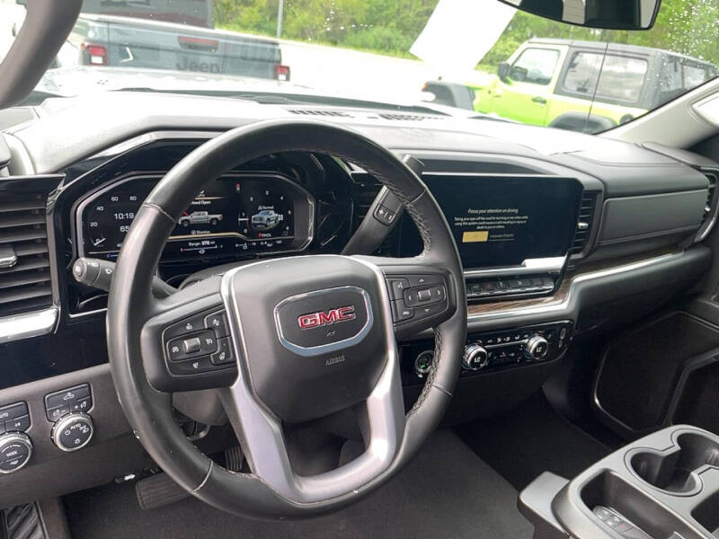 2024 GMC Sierra 1500