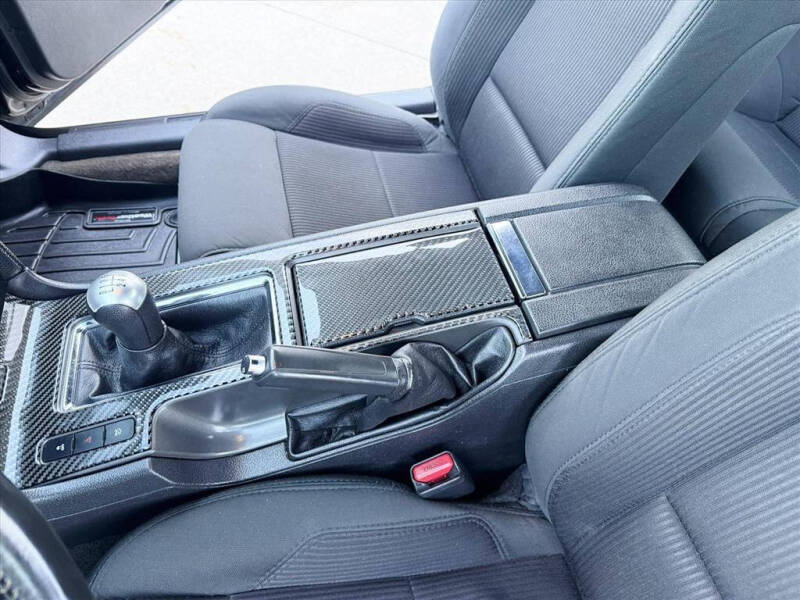 2014 Ford Mustang V6