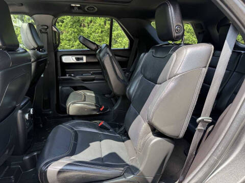 2020 Ford Explorer ST