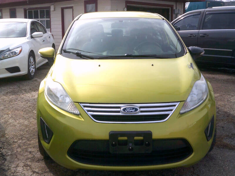 2011 Ford Fiesta SES
