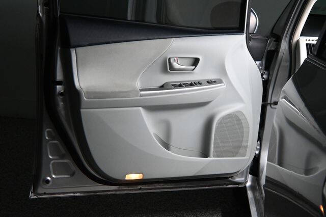 2013 Toyota Prius v Three