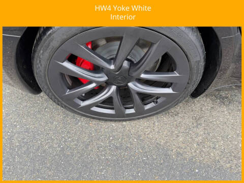 2023 Tesla Model S Plaid