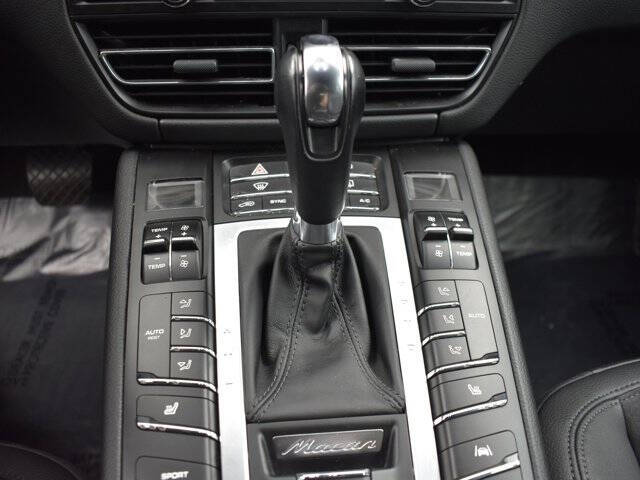 2020 Porsche Macan