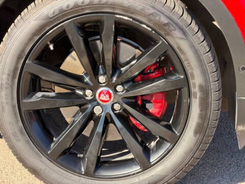 2020 Jaguar E-PACE P300 R-Dynamic HSE