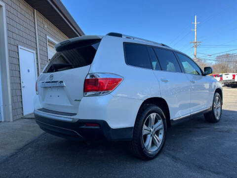 2012 Toyota Highlander for sale at FORMAN AUTO SALES, LLC. in Franklin OH