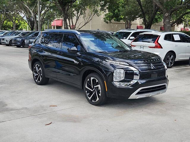 2025 Mitsubishi Outlander PHEV SEL