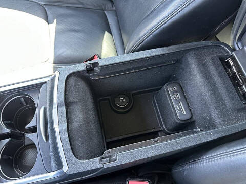 2015 Chrysler 300 Limited