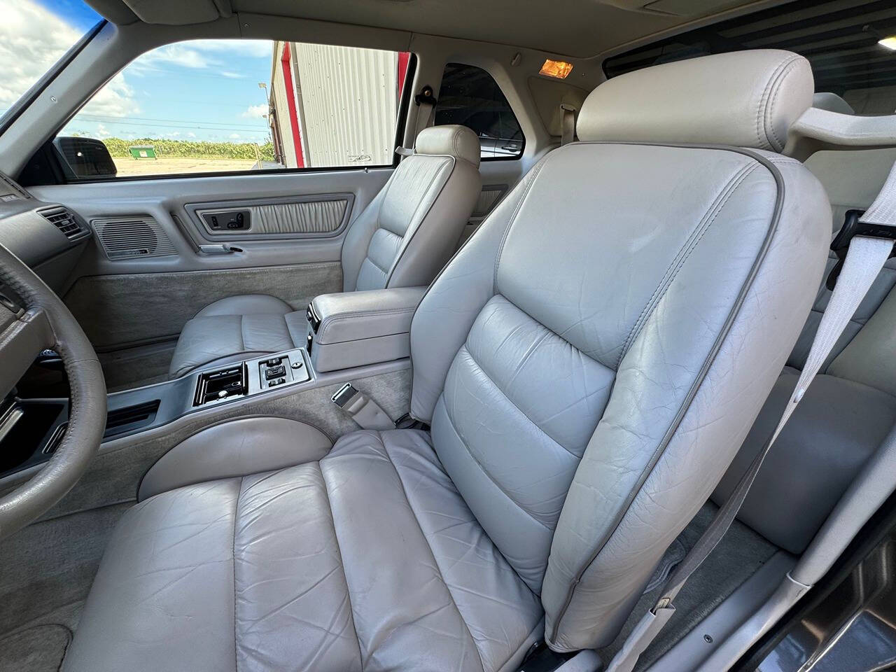 1992 Lincoln Mark VII for sale at Carnival Car Company in Victoria, TX