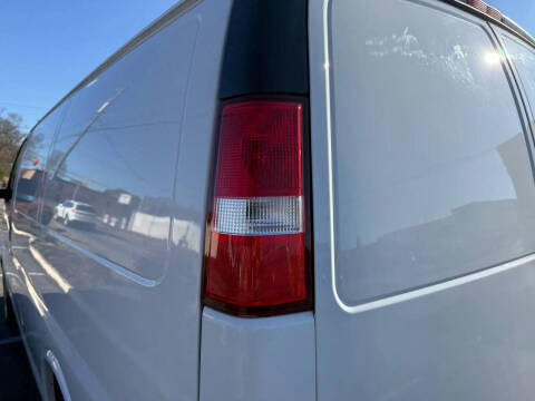 2022 GMC Savana 2500