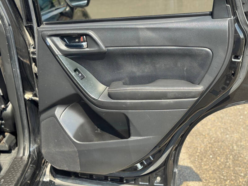 2014 Subaru Forester 2.5i Limited