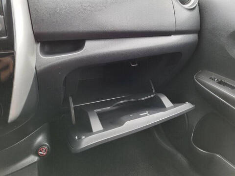 2017 Nissan Versa Note SR