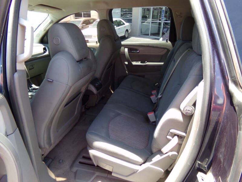 2017 Chevrolet Traverse LS