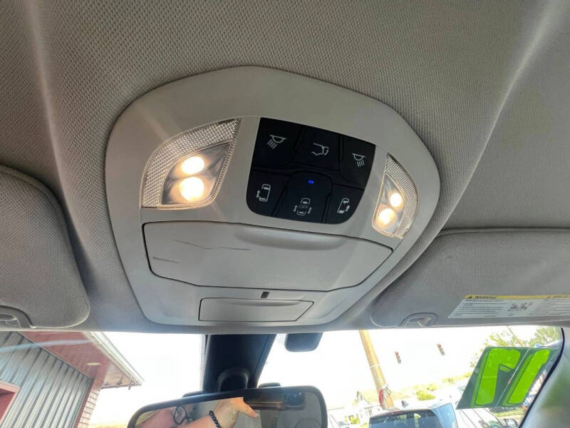 2017 Chrysler Pacifica Touring-L Plus