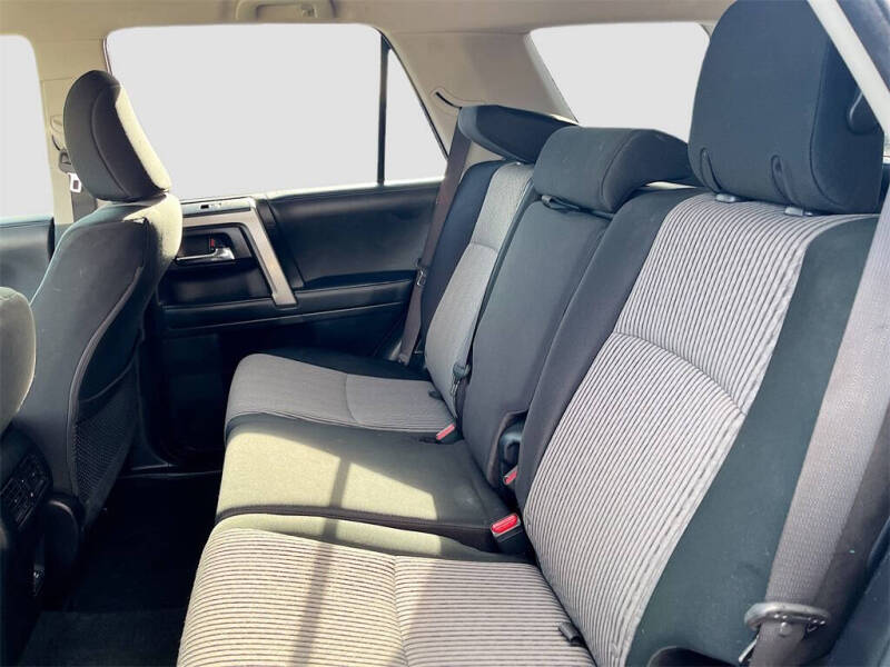 2022 Toyota 4Runner SR5