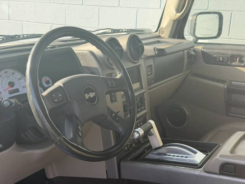 2004 HUMMER H2