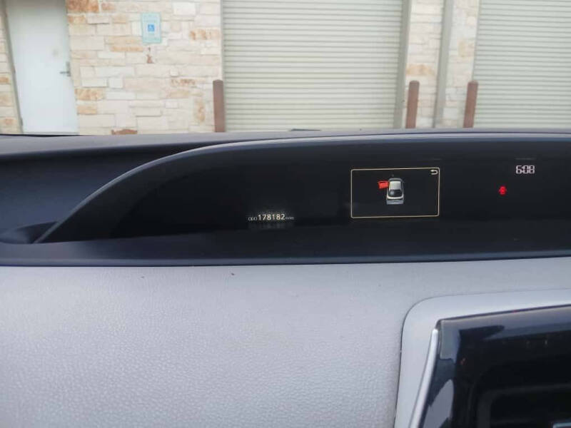 2021 Toyota Prius L Eco