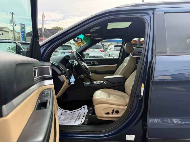 2017 Ford Explorer XLT