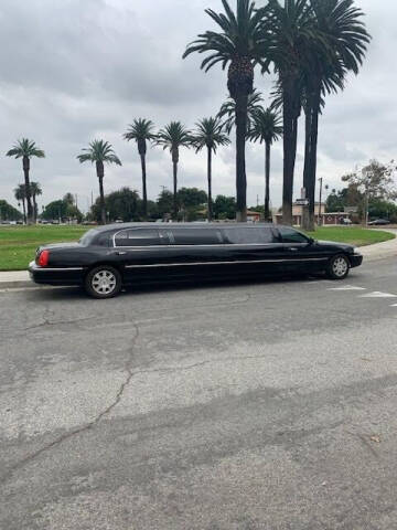 2011 Lincoln Town Car