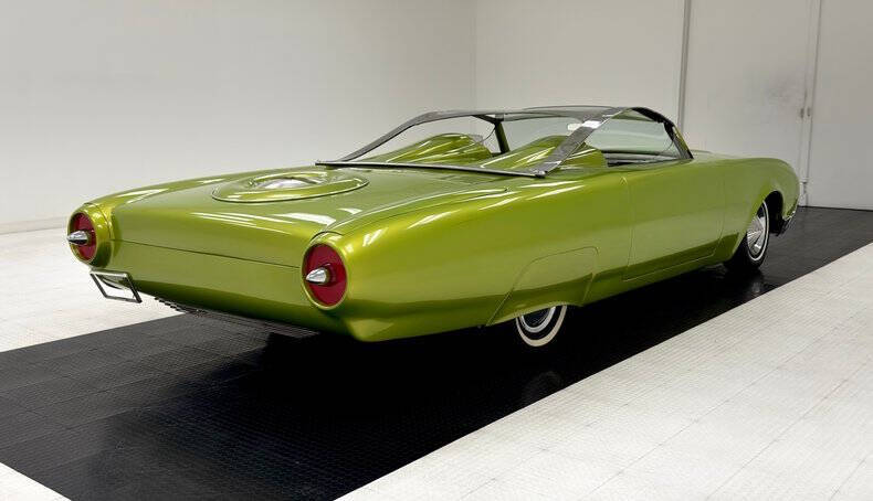 1962 Ford Thunderbird