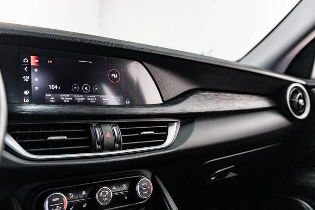 2021 Alfa Romeo Stelvio Sprint