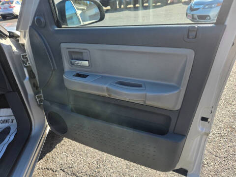 2005 Dodge Dakota Laramie