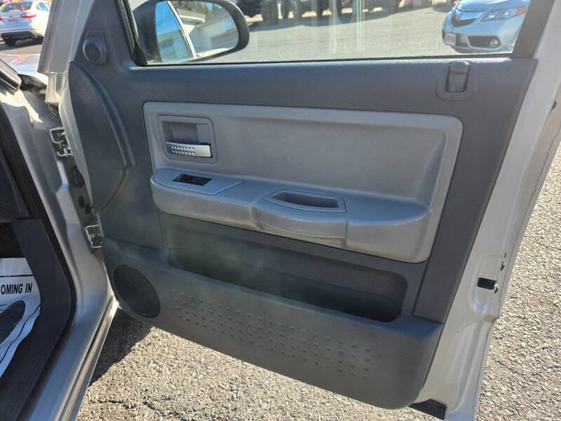 2005 Dodge Dakota Laramie