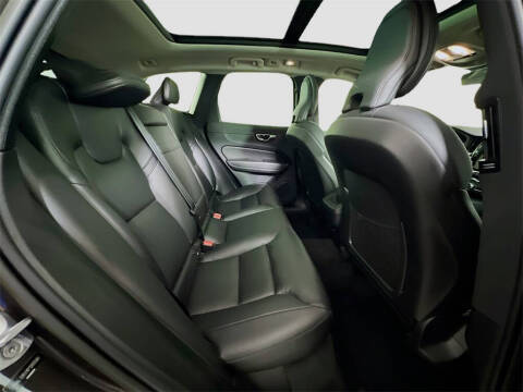 2023 Volvo XC60 B5 Core