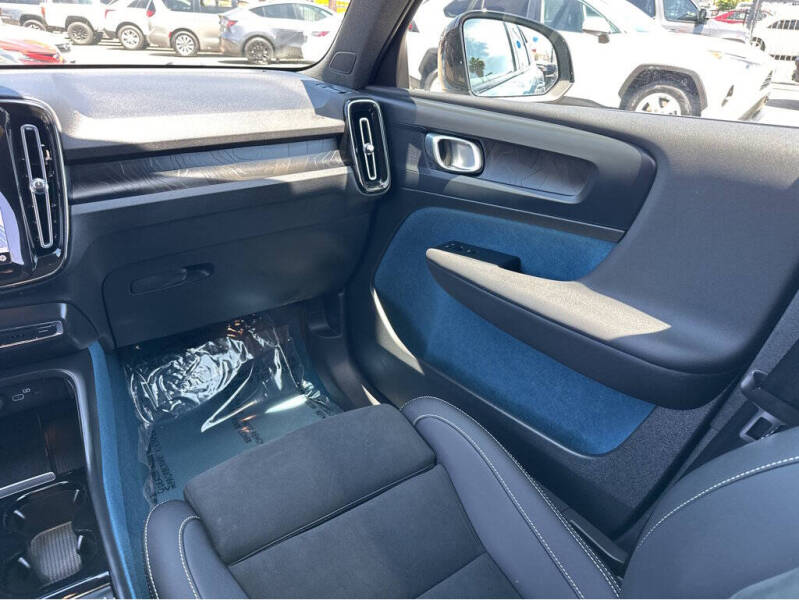 2023 Volvo XC40 Recharge Twin Plus