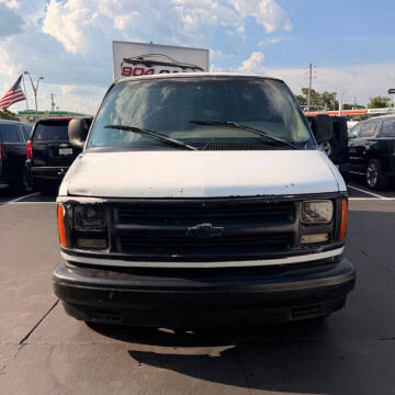 2001 Chevrolet Express G2500
