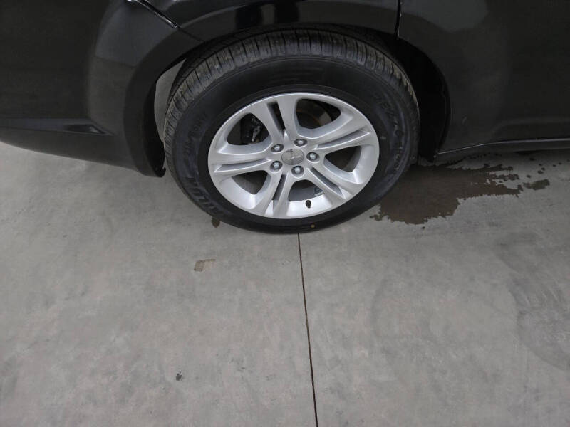 2012 Dodge Avenger SE V6