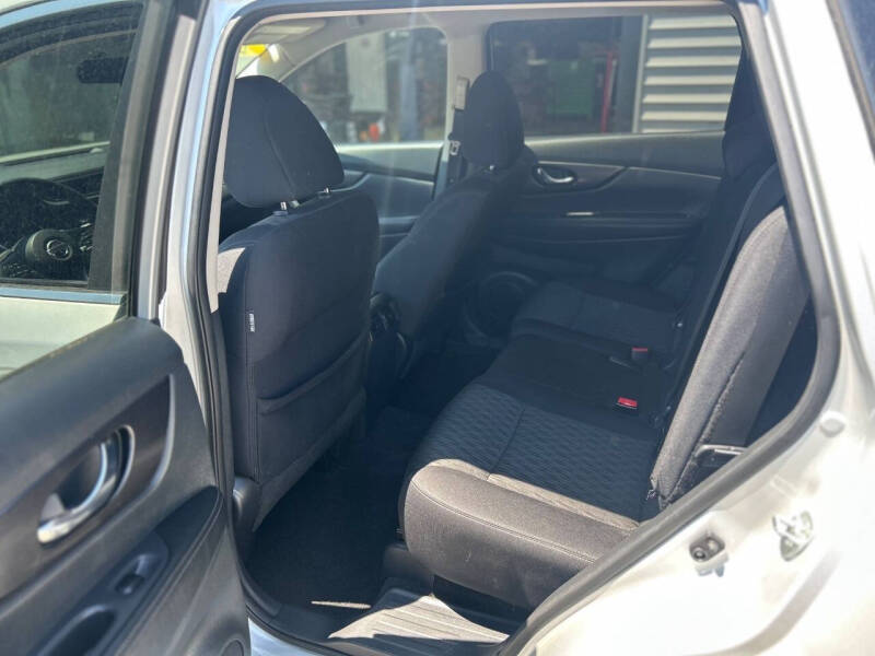 2018 Nissan Rogue S