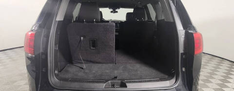 2017 GMC Acadia SLE-2