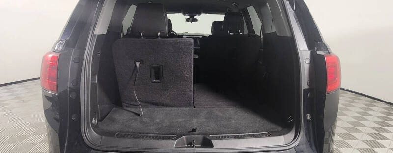 2017 GMC Acadia SLE-2