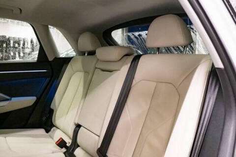 2024 Audi Q3 quattro S line Prem Plus 45 TFSI