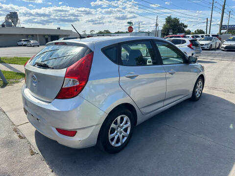 2016 Hyundai Accent SE