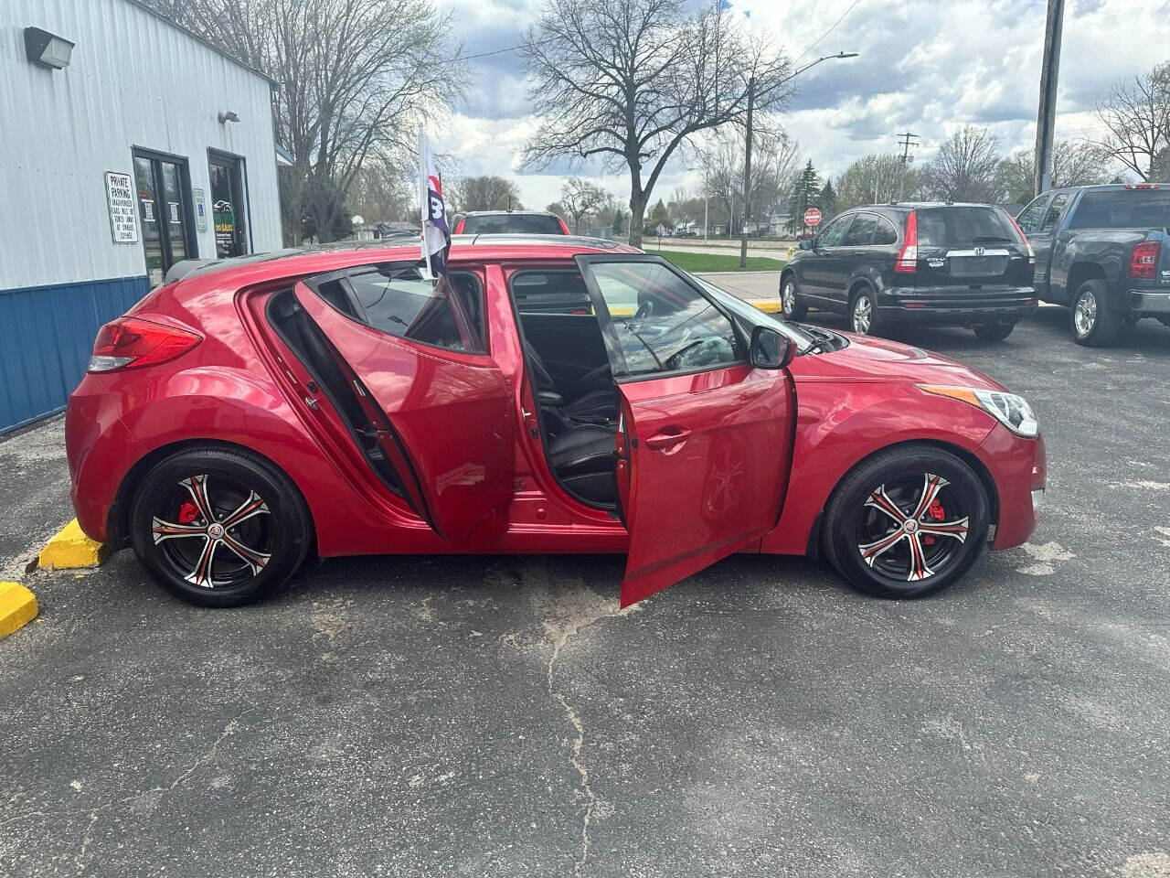 2013 Hyundai VELOSTER for sale at GREATNESS AUTO SALES in Green Bay, WI