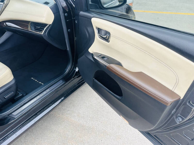 2014 Toyota Avalon Limited