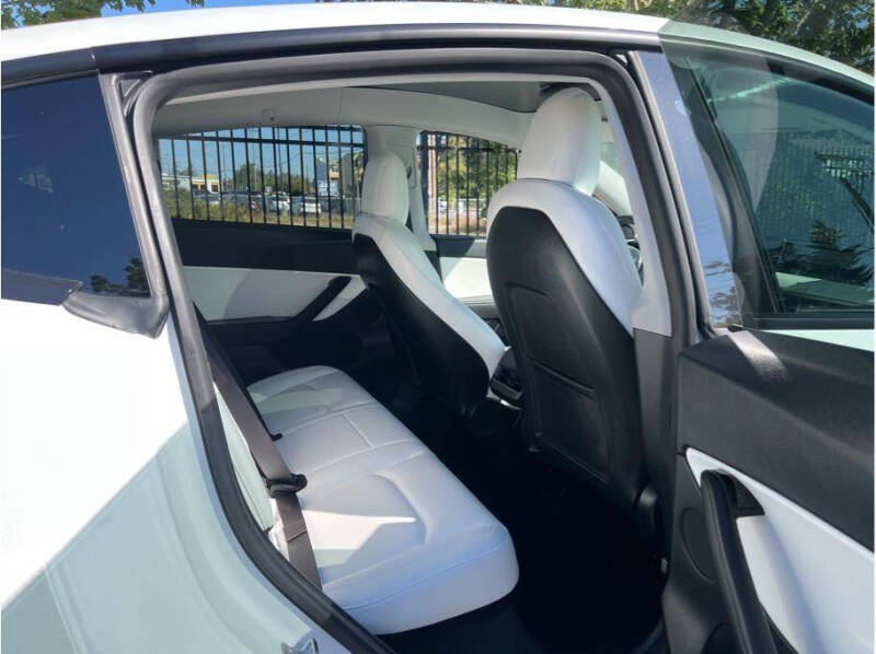 2020 Tesla Model Y Long Range