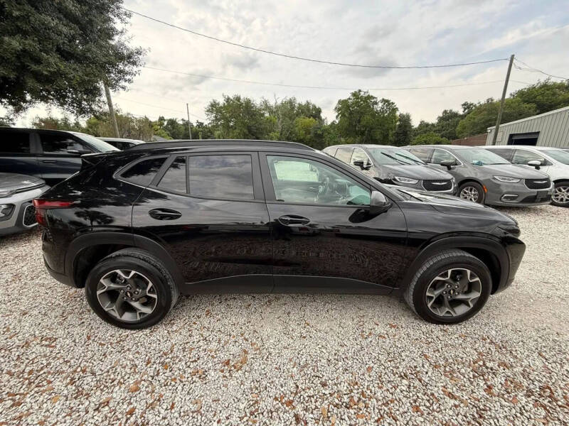 2024 Chevrolet Trax LT